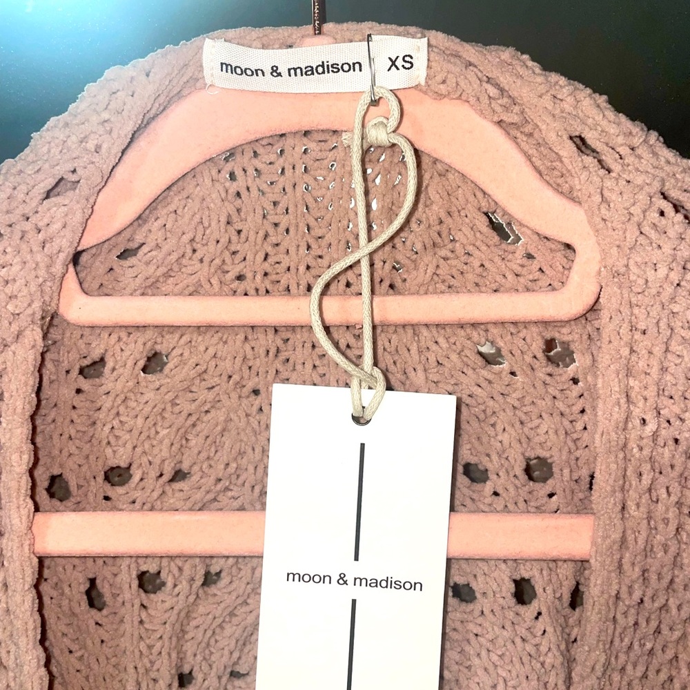 Cropped cardigan sweater, NWT - women’s XS